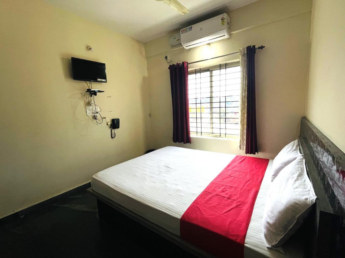 Crown Residency Hotel Mysore Exterior photo