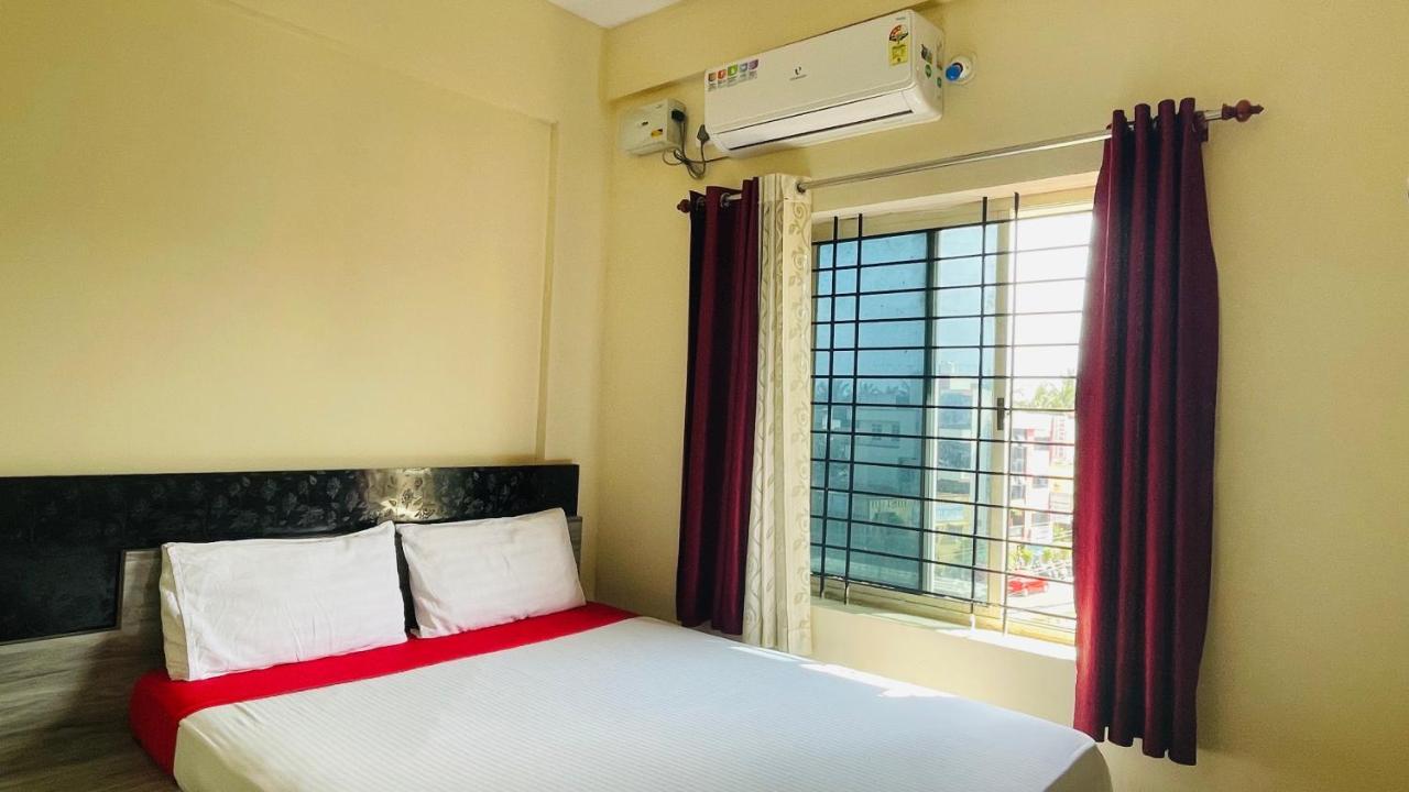 Crown Residency Hotel Mysore Exterior photo